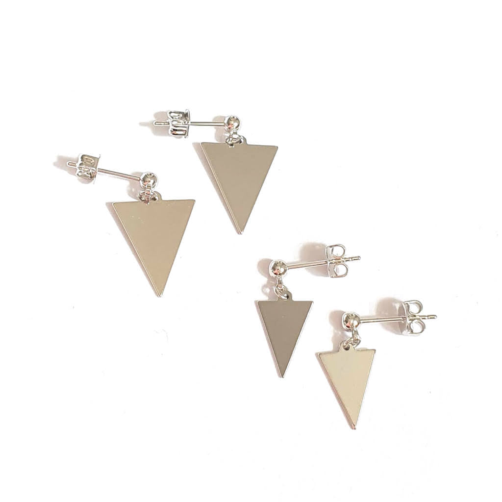 small shiny silver triangle stud earrings